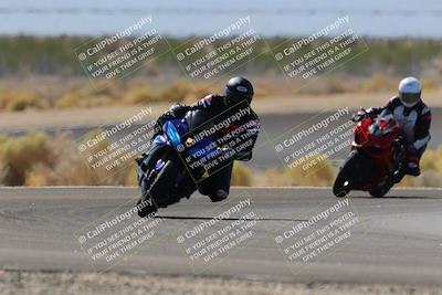 media/Oct-08-2022-SoCal Trackdays (Sat) [[1fc3beec89]]/Turn 14 (1050am)/